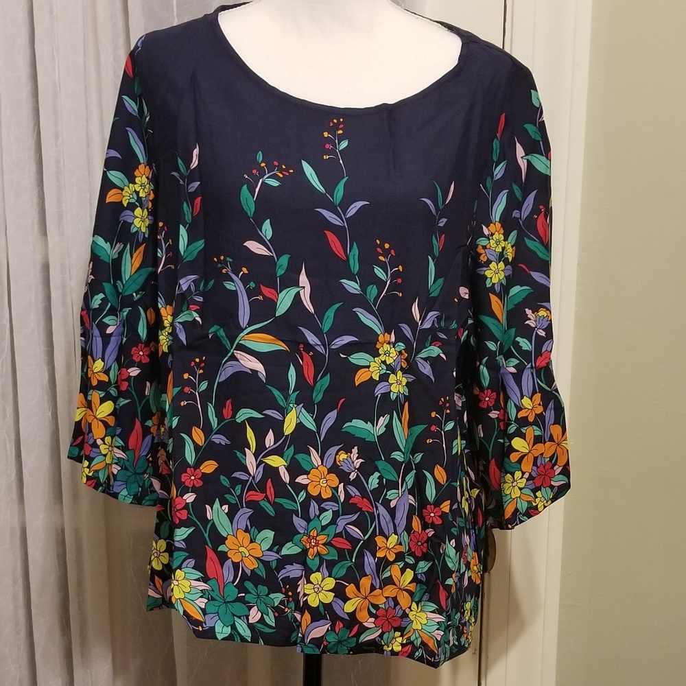 Plus Size Vibrant Garden Blouse - Picture 1 of 5